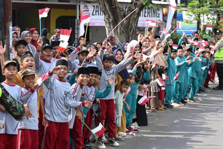 Presiden Prabowo Dorong Kemandirian Pangan Nasional, Mensesneg : Cadangan Beras Tembus 5,3 Juta Ton