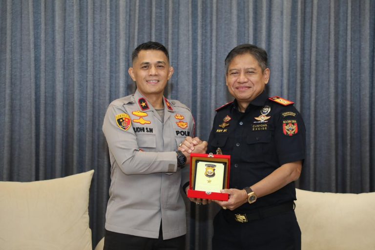 Kapolda Bengkulu Terima Silaturahmi Kepala Kanwil DJBC Sumatera Bagian Barat, Perkuat Sinergi Pengamanan